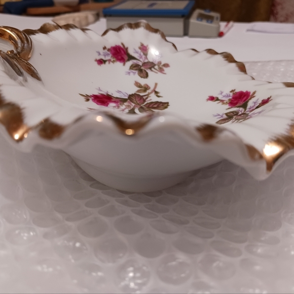 Vintage Moss Rose China Candy Dish 28/6M Gold Trim Scalloped Edge - Picture 4 of 12